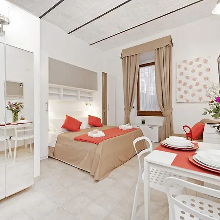 Coral Flat Colosseo Apartment